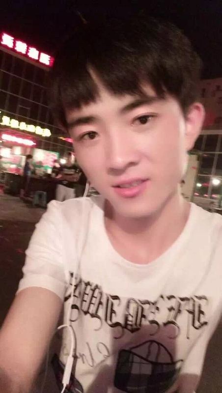 小先生的第一张照片--平湖闪婚服务中心